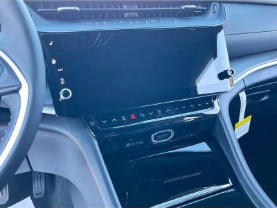 2026 Jeep Grand Cherokee — photo 13 view