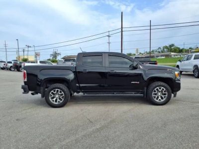 2022 GMC Canyon — interior view