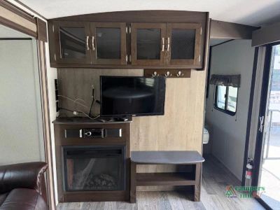 2020 Keystone RV Springdale — photo 17 view