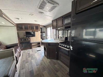 2020 Keystone RV Springdale — photo 12 view