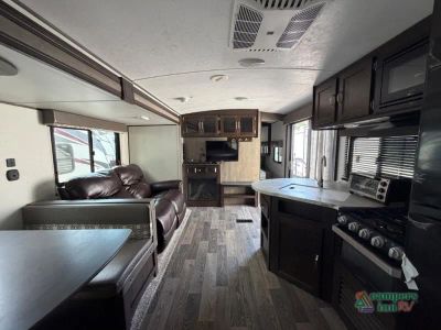 2020 Keystone RV Springdale — photo 13 view