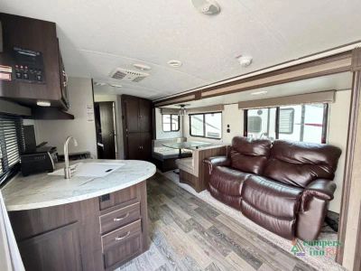2020 Keystone RV Springdale — photo 8 view