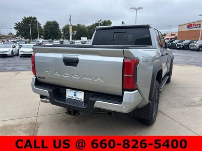 2025 Toyota Tacoma - Photo 4