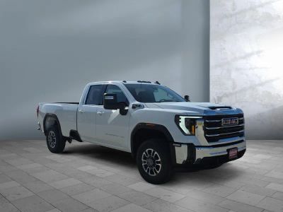 2026 GMC Sierra 3500HD - Photo 8