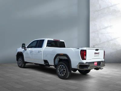 2026 GMC Sierra 3500HD - Photo 4