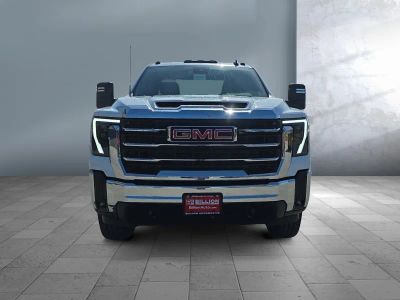 2026 GMC Sierra 3500HD - Photo 2