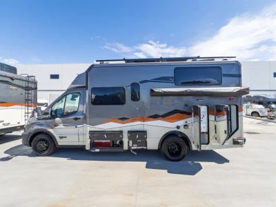 2027 Winnebago EKKO — photo 22 view