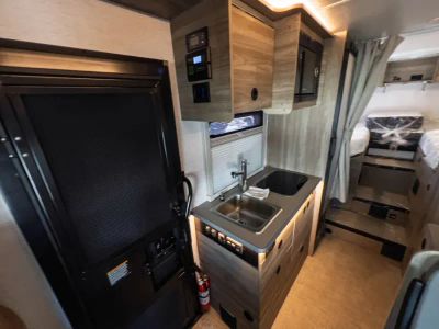 2027 Winnebago EKKO — photo 8 view