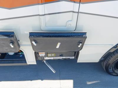 2027 Winnebago EKKO — photo 24 view