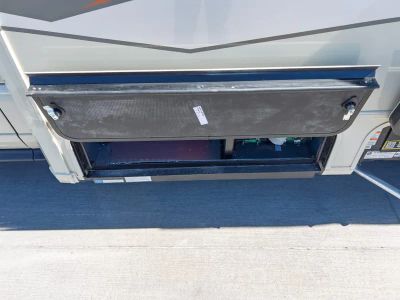 2027 Winnebago EKKO — photo 23 view