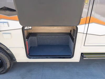 2027 Winnebago EKKO — photo 20 view