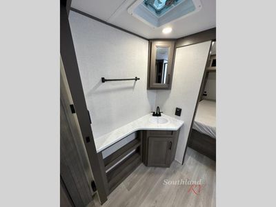 2026 Grand Design Transcend - Photo 14