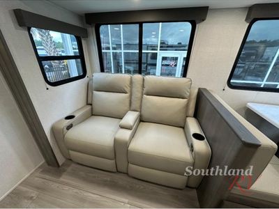 2026 Grand Design Transcend - Photo 12