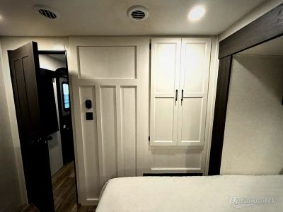 2026 Venture RV SportTrek Touring Edition — photo 12 view