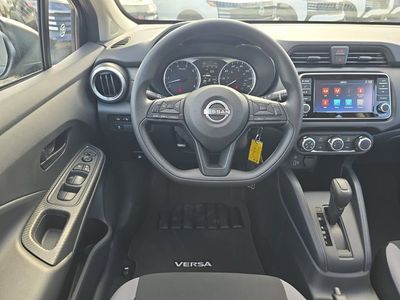 2025 Nissan Versa - Photo 13