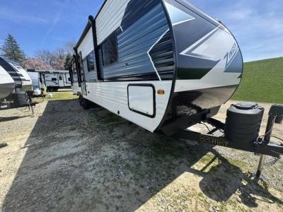 2025 CrossRoads RV Zinger ZR340LR — front three-quarter view
