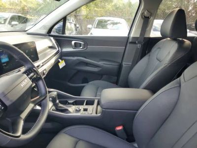 2026 Kia Sorento — photo 8 view