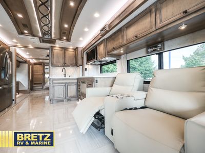 2026 Tiffin Motorhomes Phaeton - Photo 15
