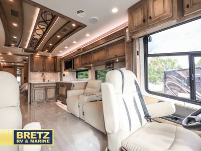 2026 Tiffin Motorhomes Phaeton - Photo 9