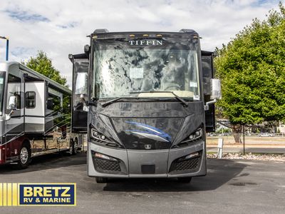 2026 Tiffin Motorhomes Phaeton - Photo 3