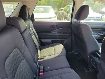 2025 Nissan Pathfinder — photo 31 view