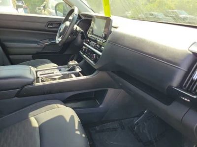 2025 Nissan Pathfinder — photo 33 view