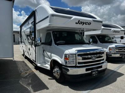 2027 Jayco GREYHAWK — front three-quarter view