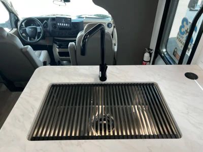 2027 Jayco GREYHAWK — photo 7 view