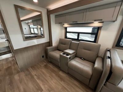 2027 Jayco GREYHAWK — photo 15 view