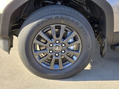 2026 Toyota Land Cruiser - Photo 7