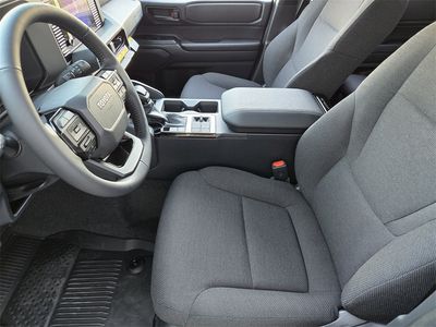 2026 Toyota Land Cruiser - Photo 8