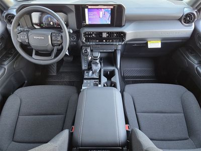 2026 Toyota Land Cruiser - Photo 18