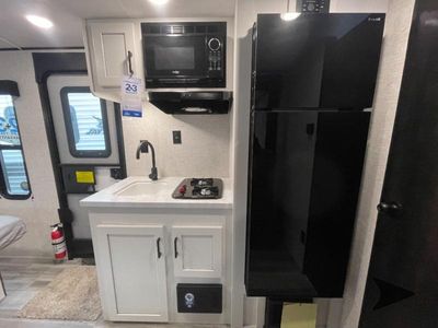 2024 Jayco Jay Flight SLX - Photo 12