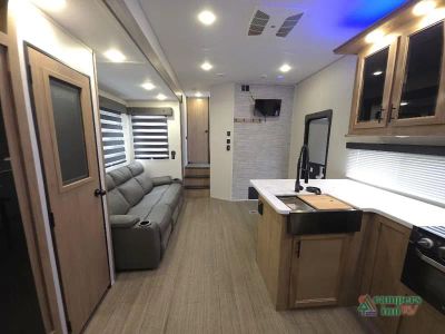 2024 Forest River RV Vengeance Rogue SUT - Photo 19