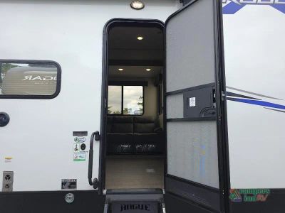 2024 Forest River RV Vengeance Rogue SUT - Photo 16