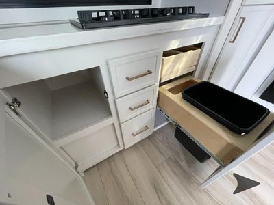 2026 Brinkley Model I - Photo 23