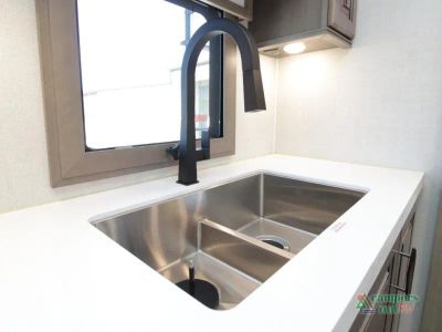 2023 Grand Design Solitude — photo 9 view