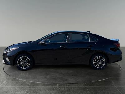 2024 Kia Forte — detail view