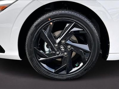 2026 Hyundai Elantra - Photo 24