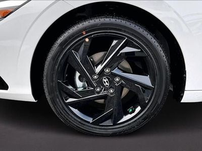 2026 Hyundai Elantra - Photo 8