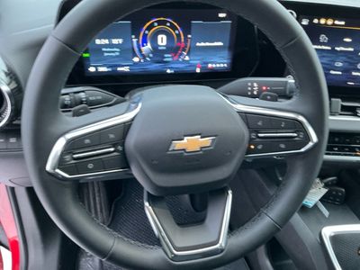 2026 Chevrolet Equinox — photo 13 view