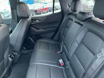 2026 Chevrolet Equinox — photo 9 view