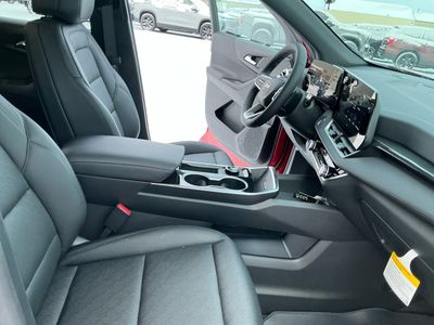 2026 Chevrolet Equinox — photo 12 view