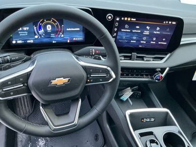 2026 Chevrolet Equinox — photo 15 view
