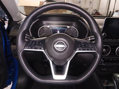 2025 Nissan Sentra — photo 12 view