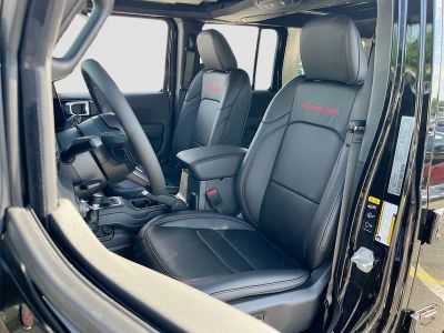 2026 Jeep Wrangler — photo 21 view