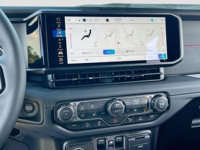 2026 Jeep Wrangler — photo 16 view