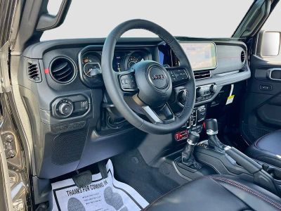 2026 Jeep Wrangler — photo 9 view