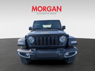 2026 Jeep Gladiator — side profile view