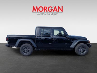 2026 Jeep Gladiator — detail view